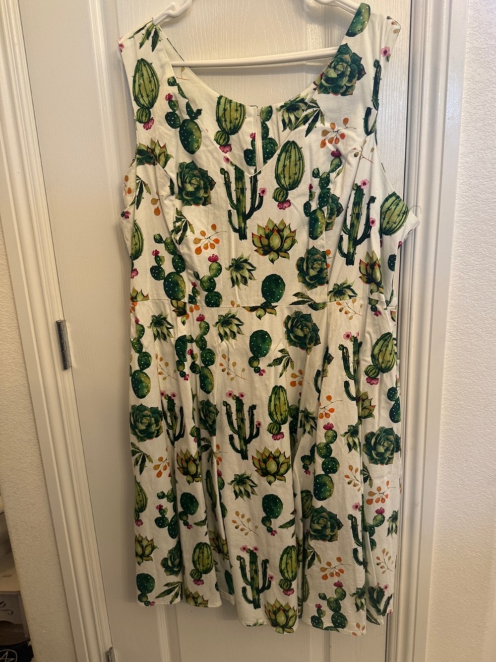 ModCloth ixia White Cactus Print Mini Dress